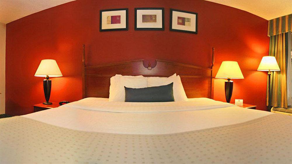 Scranton East - By Ihg 3* Dunmore