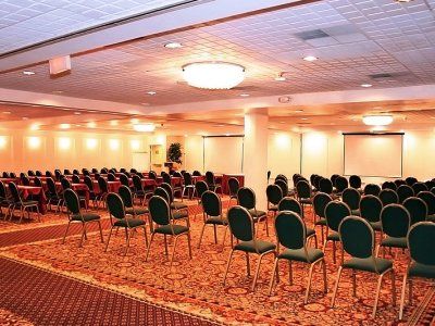 Scranton East - By Ihg Dunmore